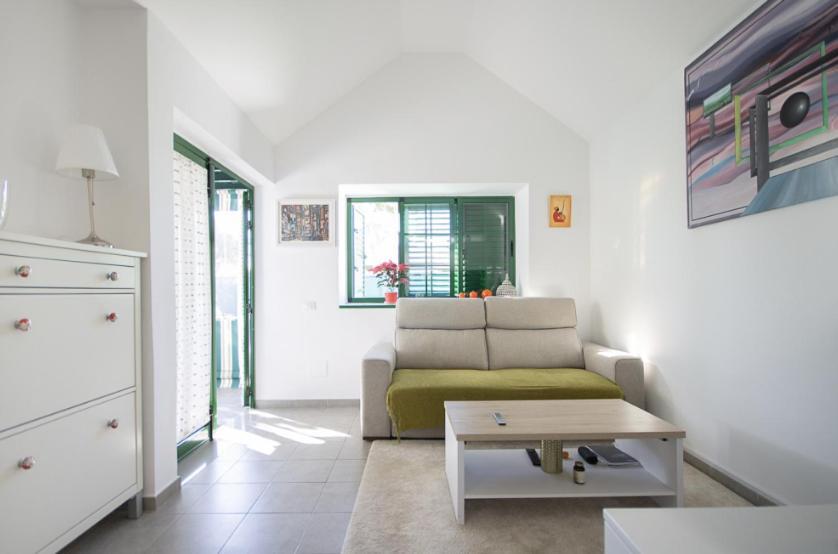Charming Bungalow With Private Garden 마스팔로마스 외부 사진
