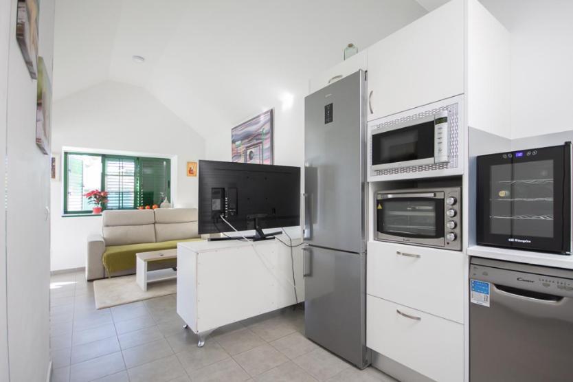 Charming Bungalow With Private Garden 마스팔로마스 외부 사진