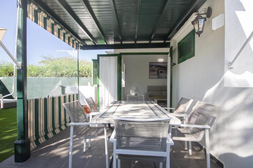 Charming Bungalow With Private Garden 마스팔로마스 외부 사진